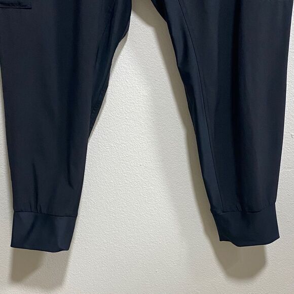 Athleta Sutton Joggers Black Travel Pants | Size 14P Petite - Picture 7 of 13